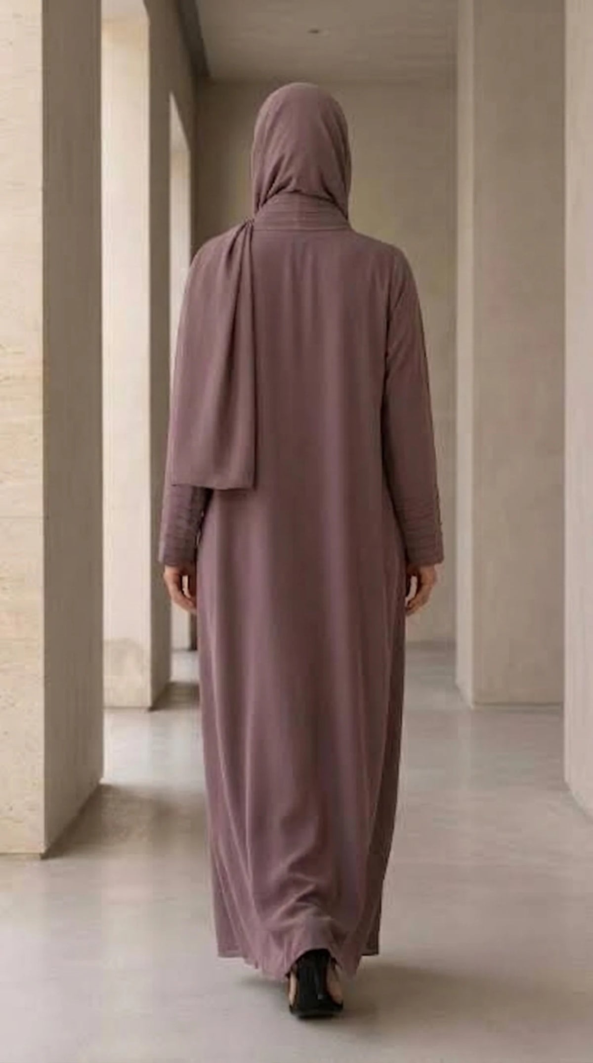 Hana Abaya